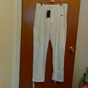 BRAND NEW  NIKE. MEN'S  BASEBALL PANT